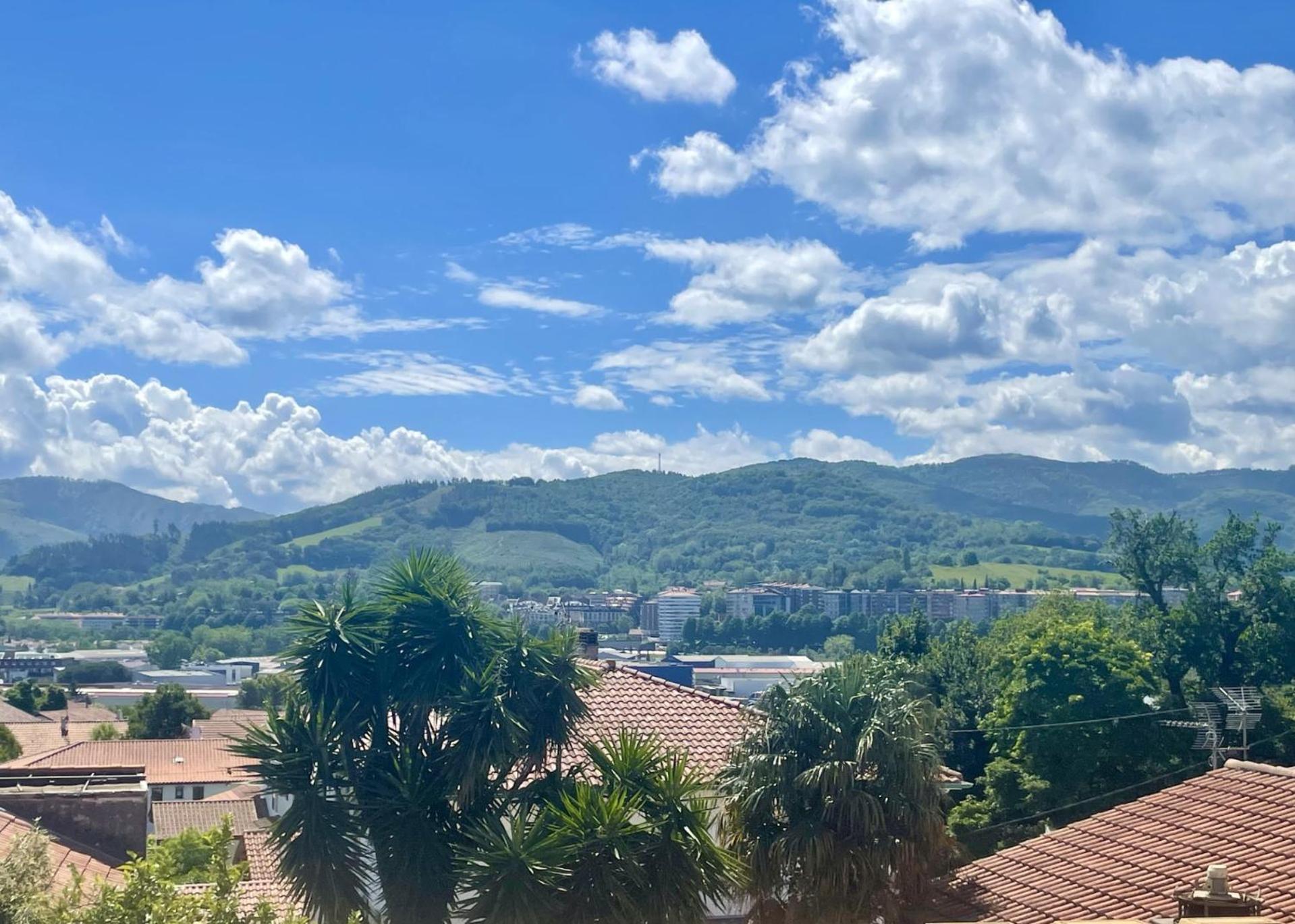 Hostel Demain C'Est Loin Hendaye Esterno foto